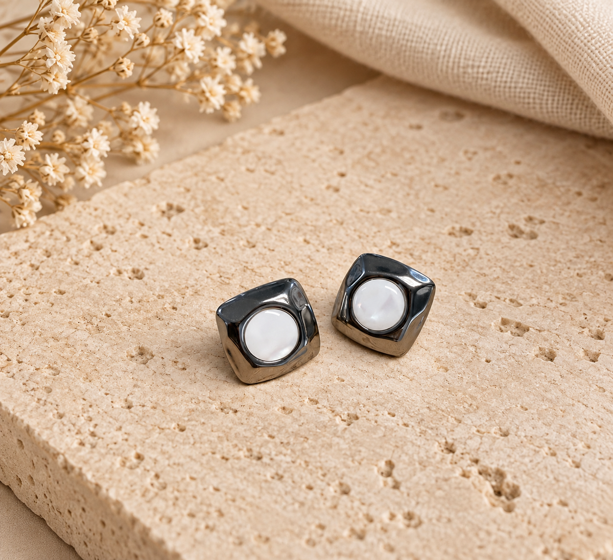 PENDIENTES DE ACERO PLATEADOS