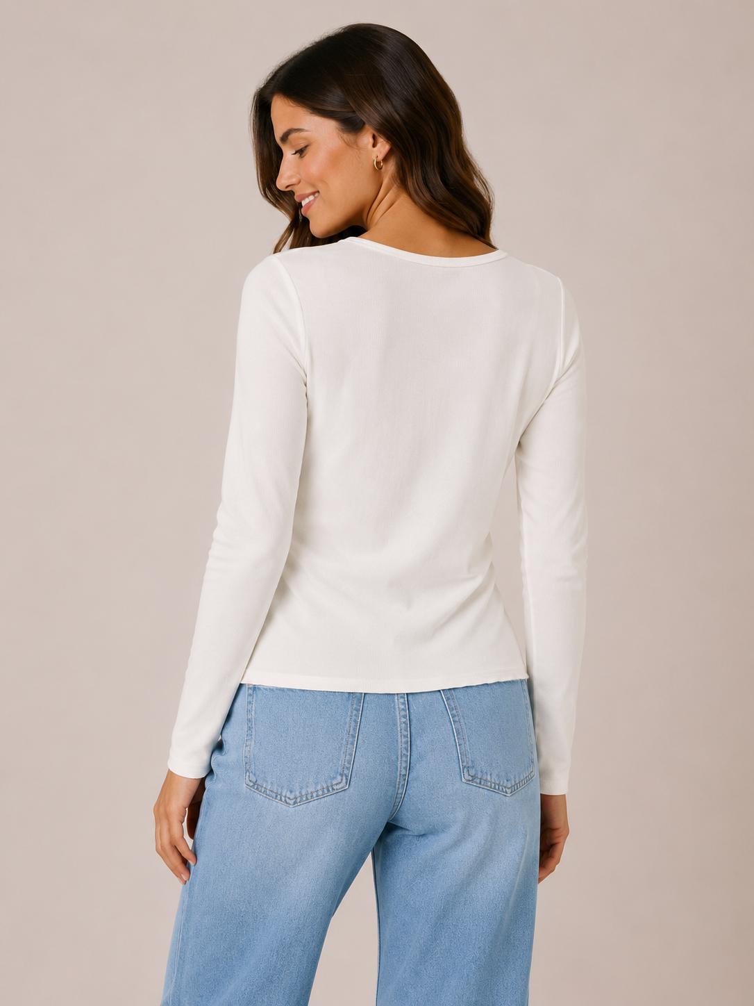 BLUSA DE PUNTO CON DETALLES DORADOS