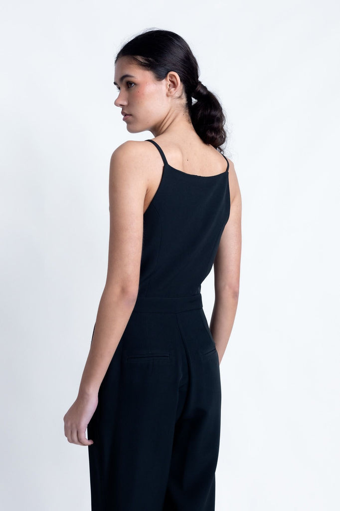 MONO EFECTO TRAJE