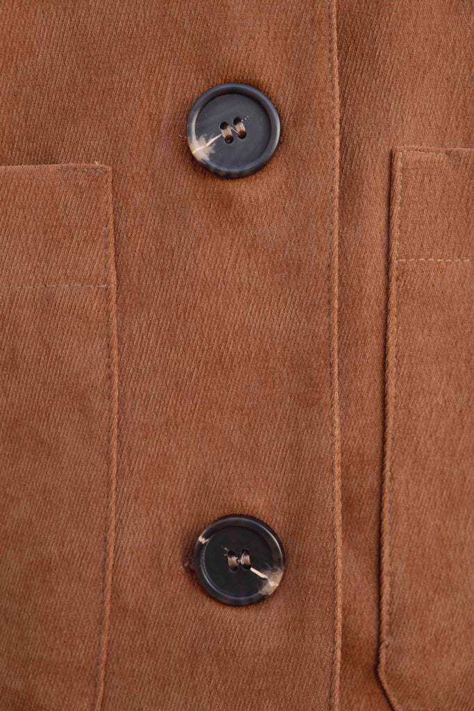 CHAQUETA CORTA EFECTO ANTE