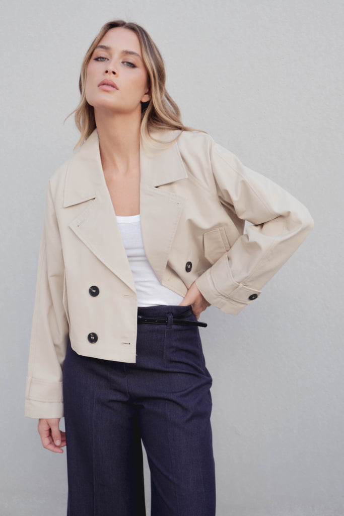 CHAQUETAS Y CAZADORAS