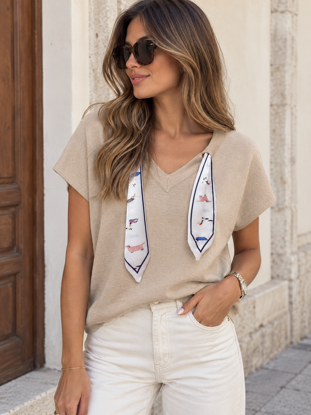 Blusa de punto con pañuelo estampado