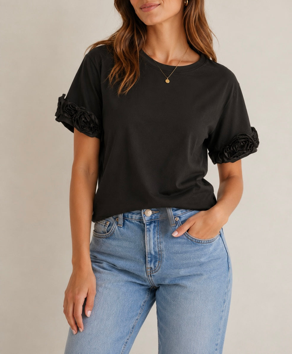 CAMISETA BASICA MANGA CON ROSAS
