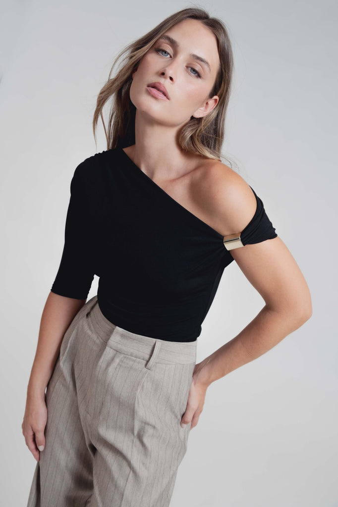 PANTALÓN PINZAS RAYA DIPLOMÁTICA