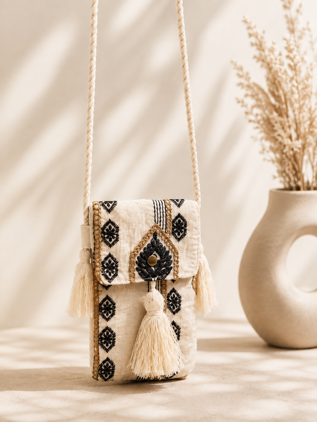 BOLSO BANDOLERA BORDADO