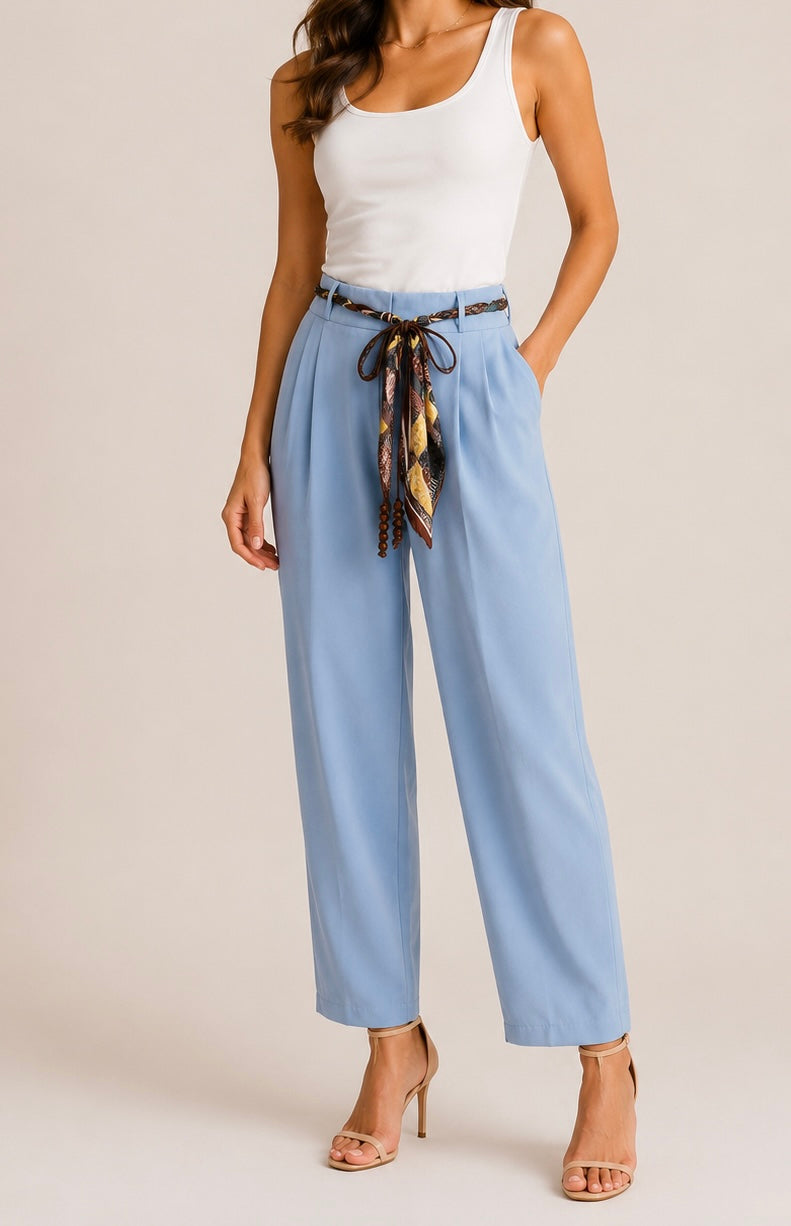 Pantalón con cinturón