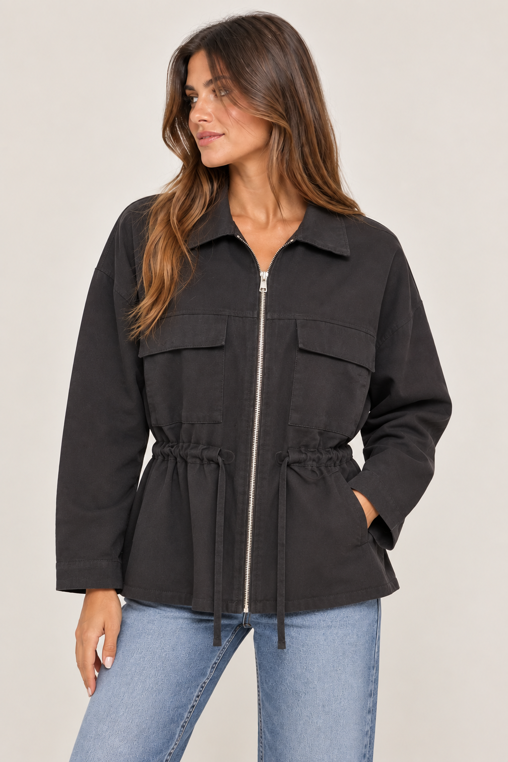 CHAQUETA FINA CON CINTURÓN