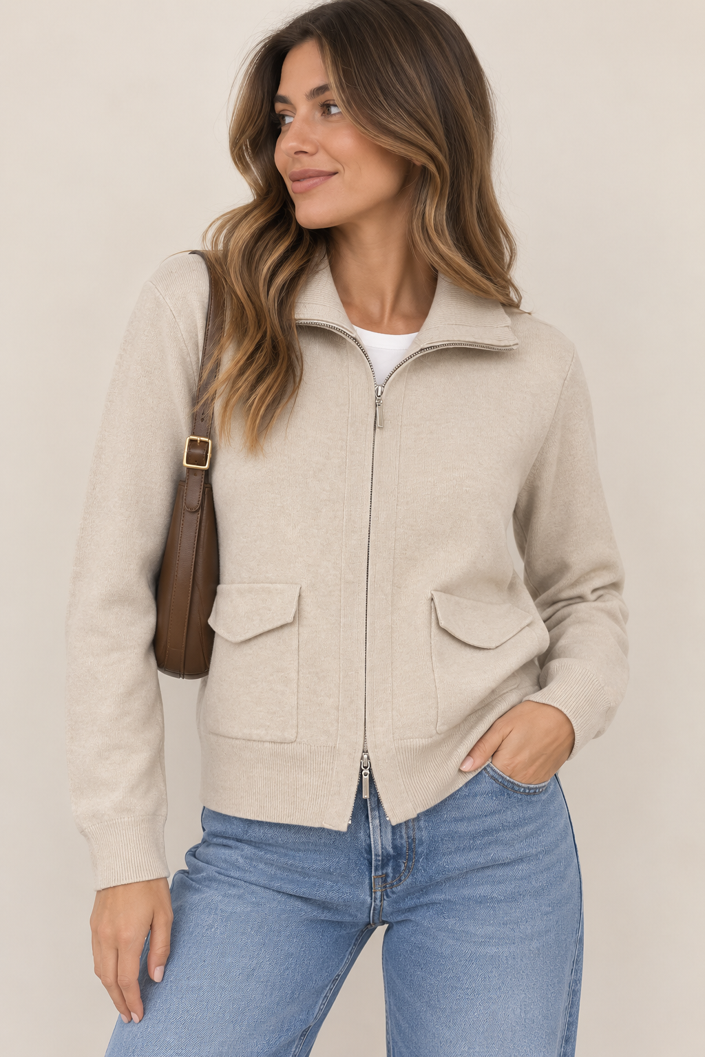 CHAQUETA DE PUNTO CON CREMALLERA