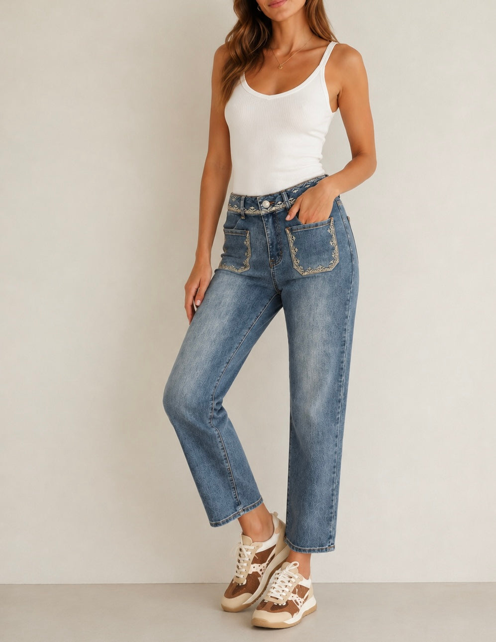 JEANS CON BORDADO