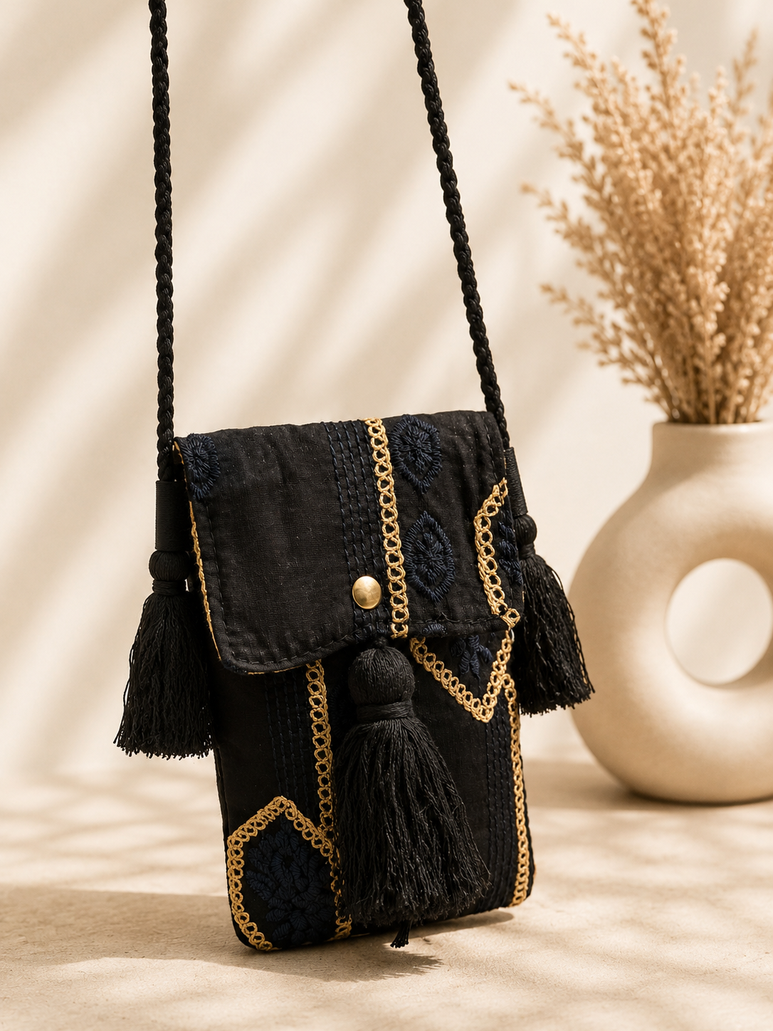 BOLSO BANDOLERA BORDADO