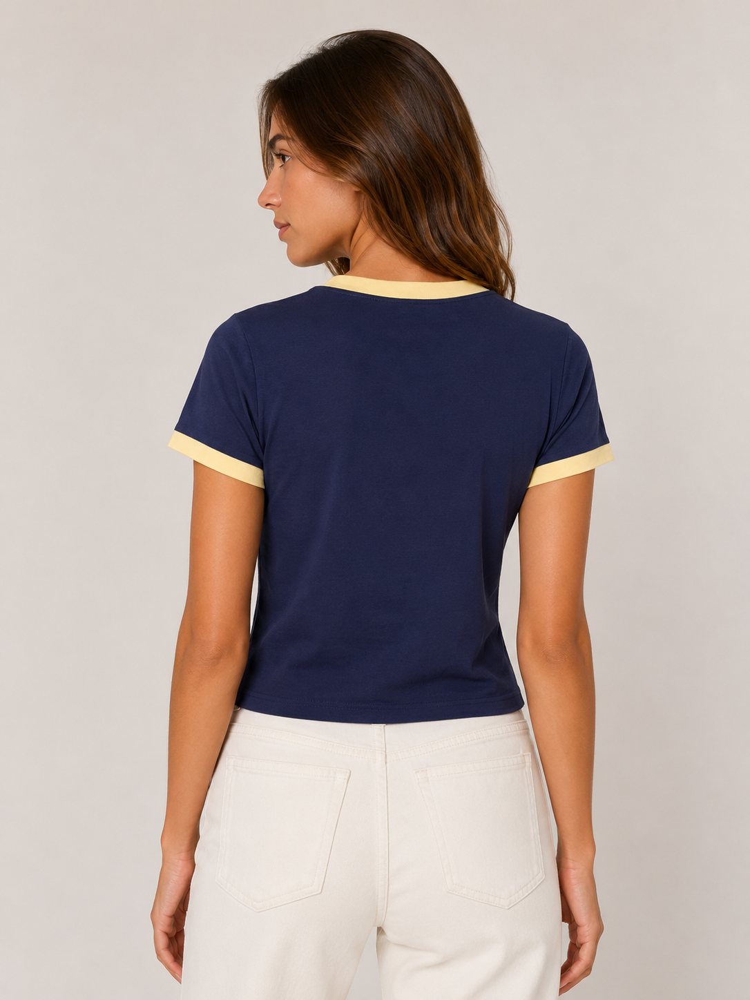 Camiseta con bordado de perrito