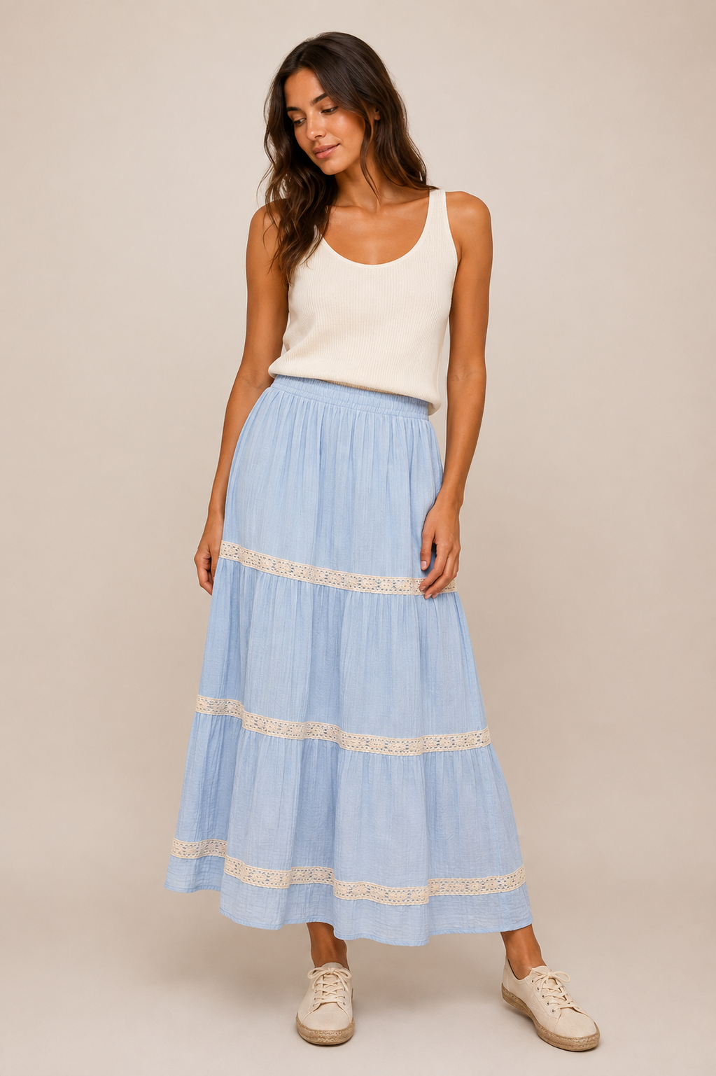 FALDA CON DETALLE