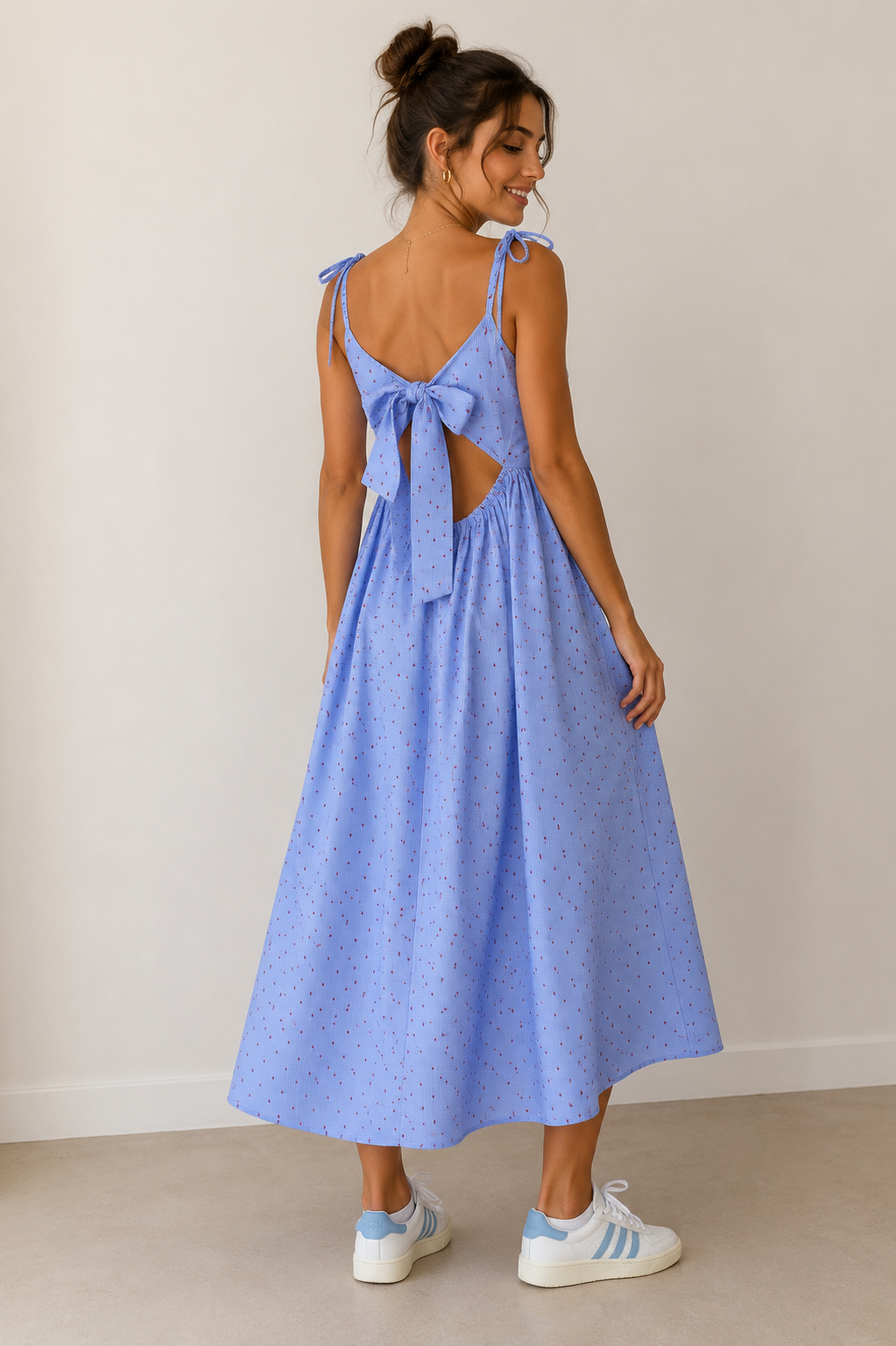 VESTIDO CON LUNARES BORDADOS