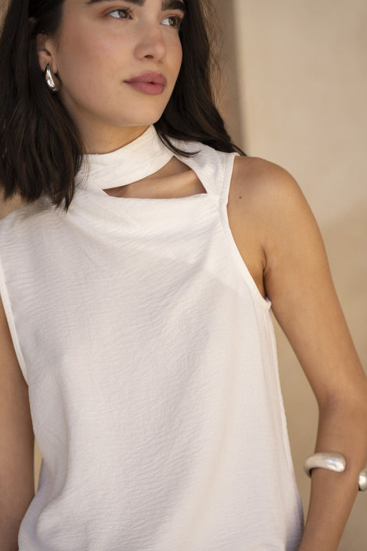 blusa cut out