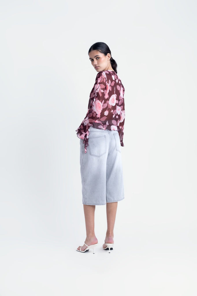 BLUSA VOLANTES ESTAMPADA