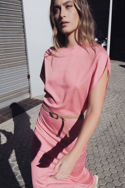 VESTIDO MIDI SATINADO CINTURÓN