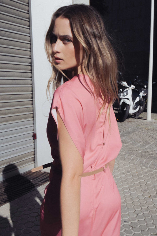 VESTIDO MIDI SATINADO CINTURÓN